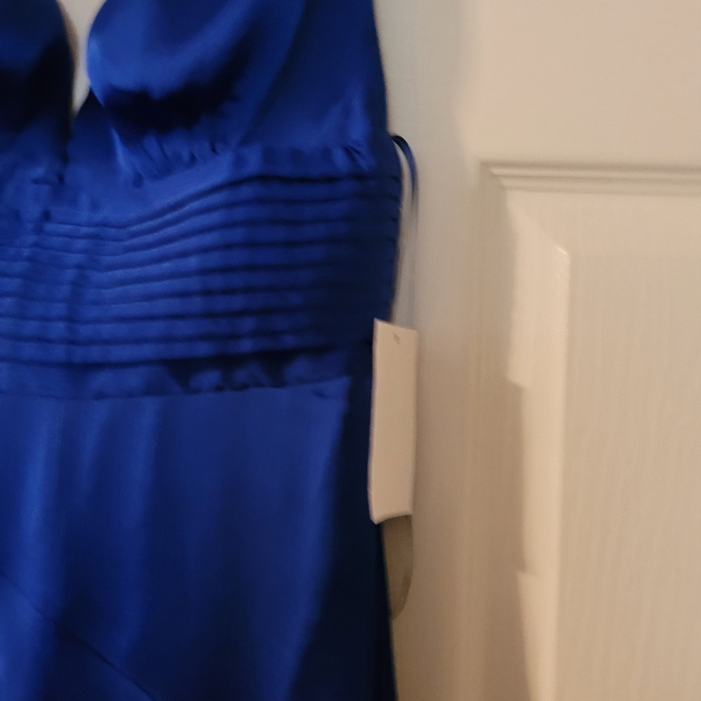 NWT- Elegant Blue Ruffled Women's Dress-HOMECOMING DANCE - Picture 4 of 9